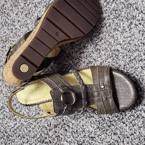 Ladies sandals